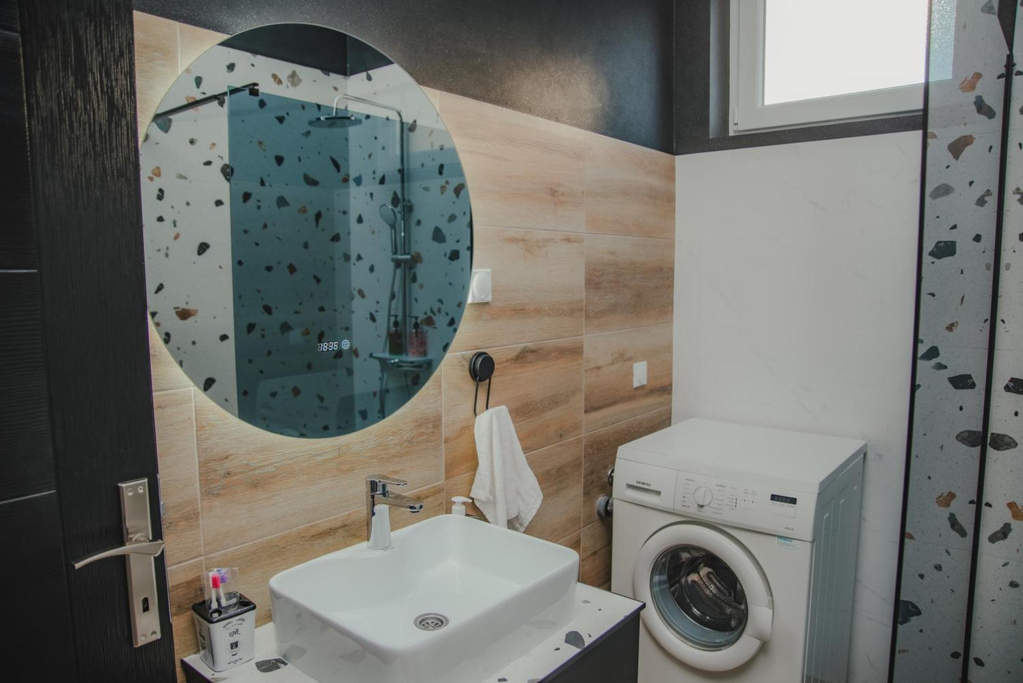 Jes Apartments レスコヴァツ エクステリア 写真